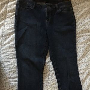 Signature Straight Womens Jeans